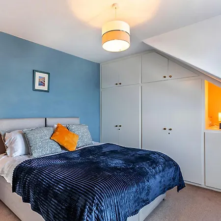 The House - 4 Bed Townhouse Harrogate