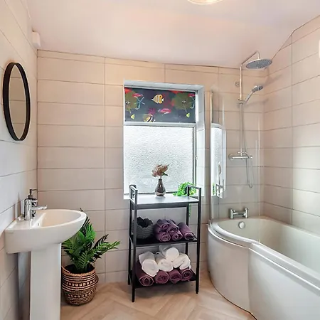 The House - 4 Bed Townhouse Harrogate