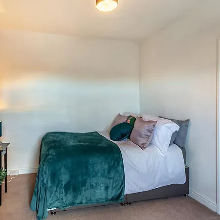 The House - 4 Bed Townhouse Harrogate