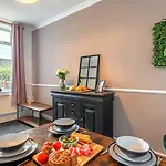 The House - 4 Bed Townhouse Appartamento Harrogate