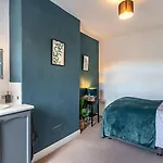 The House - 4 Bed Townhouse * Harrogate