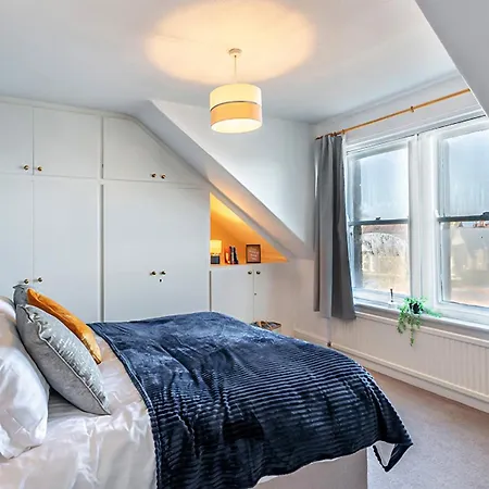 The House - 4 Bed Townhouse * Harrogate